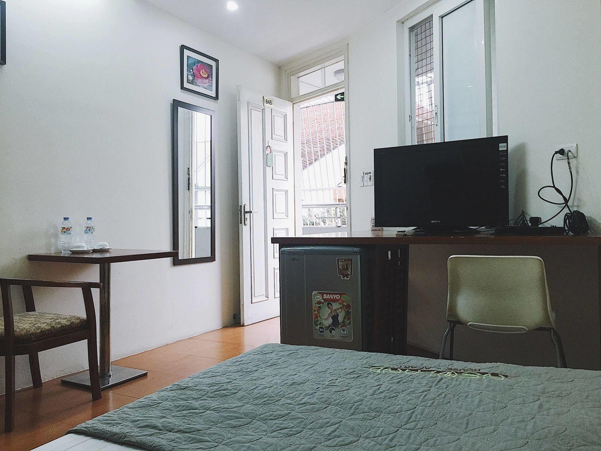 V-Studio Apartment 2 Hanoi Exterior photo